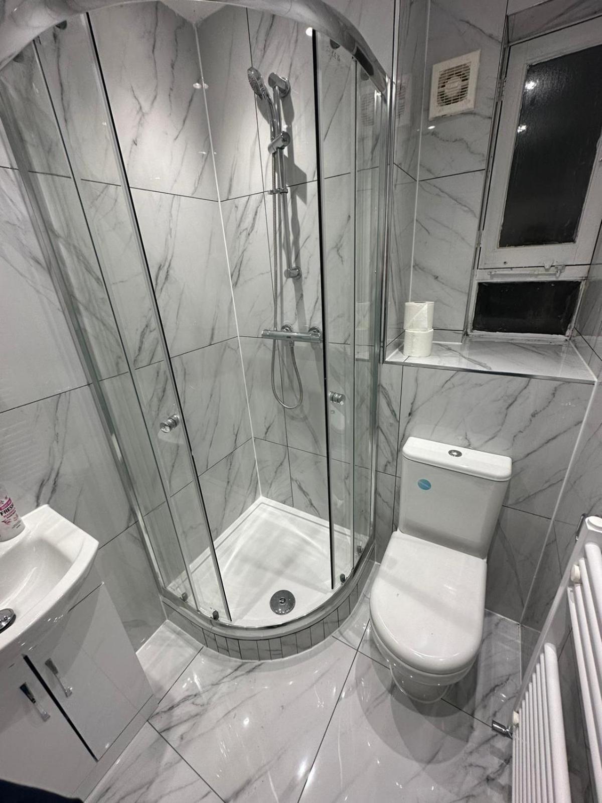 3 Bedroom King Cross Station City Centre London Eksteriør billede