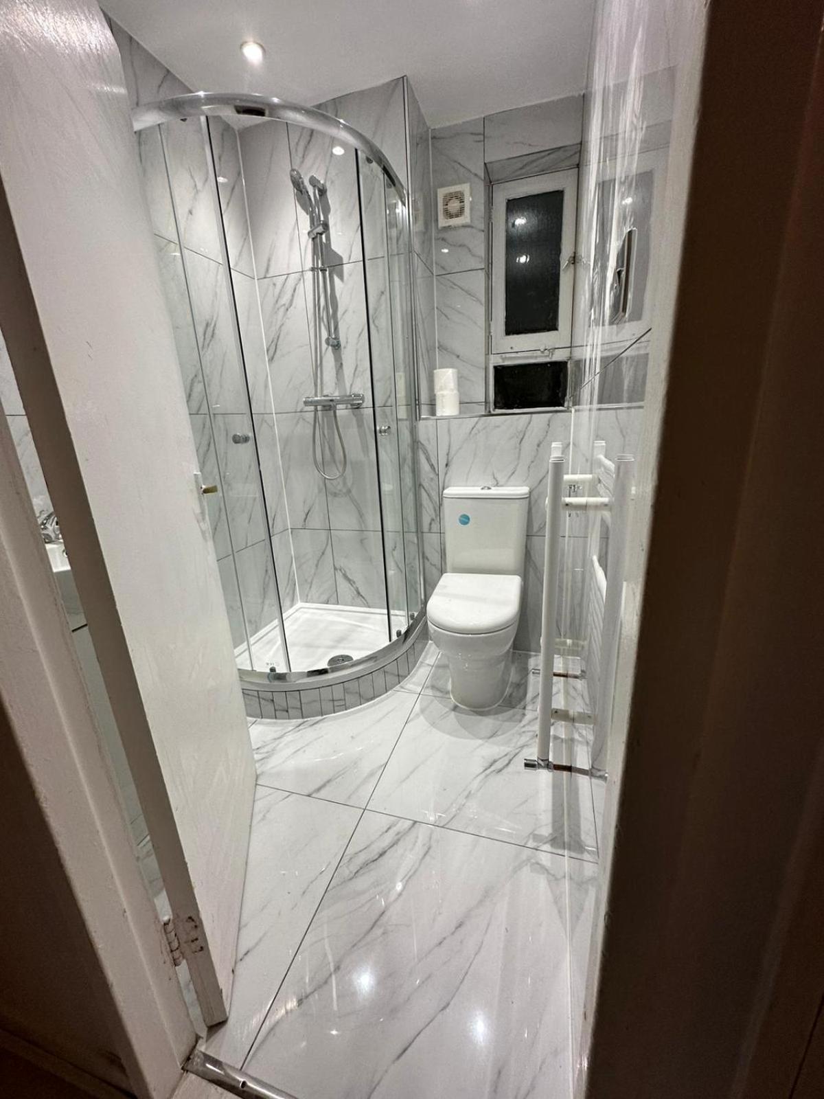 3 Bedroom King Cross Station City Centre London Eksteriør billede