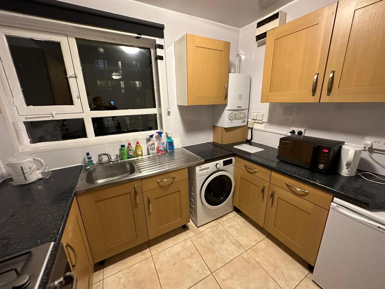 3 Bedroom King Cross Station City Centre London Eksteriør billede